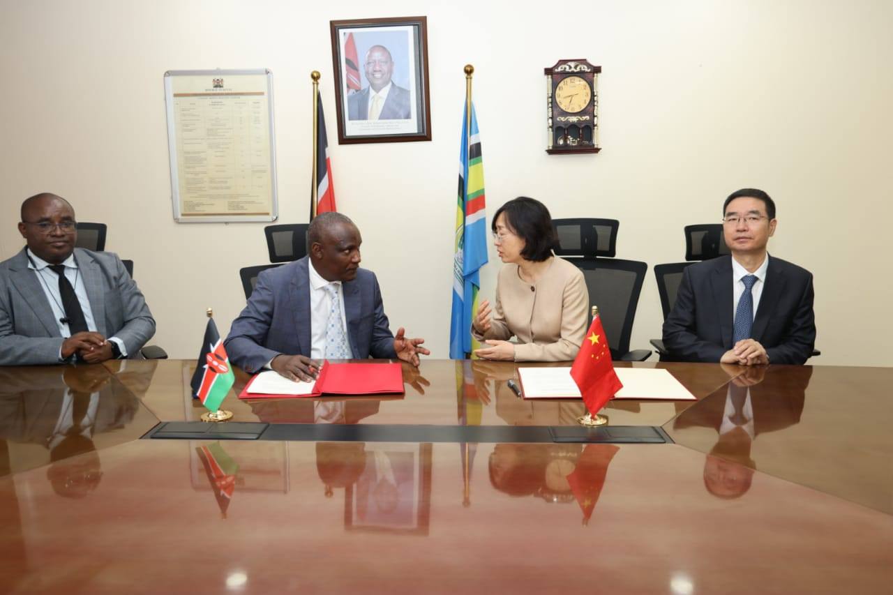Signing ceremony for The Agreement On Economic and Technical Cooperation with H.E. Ms. Guo Haiyan Ambassador of The People’s Republic Of China.